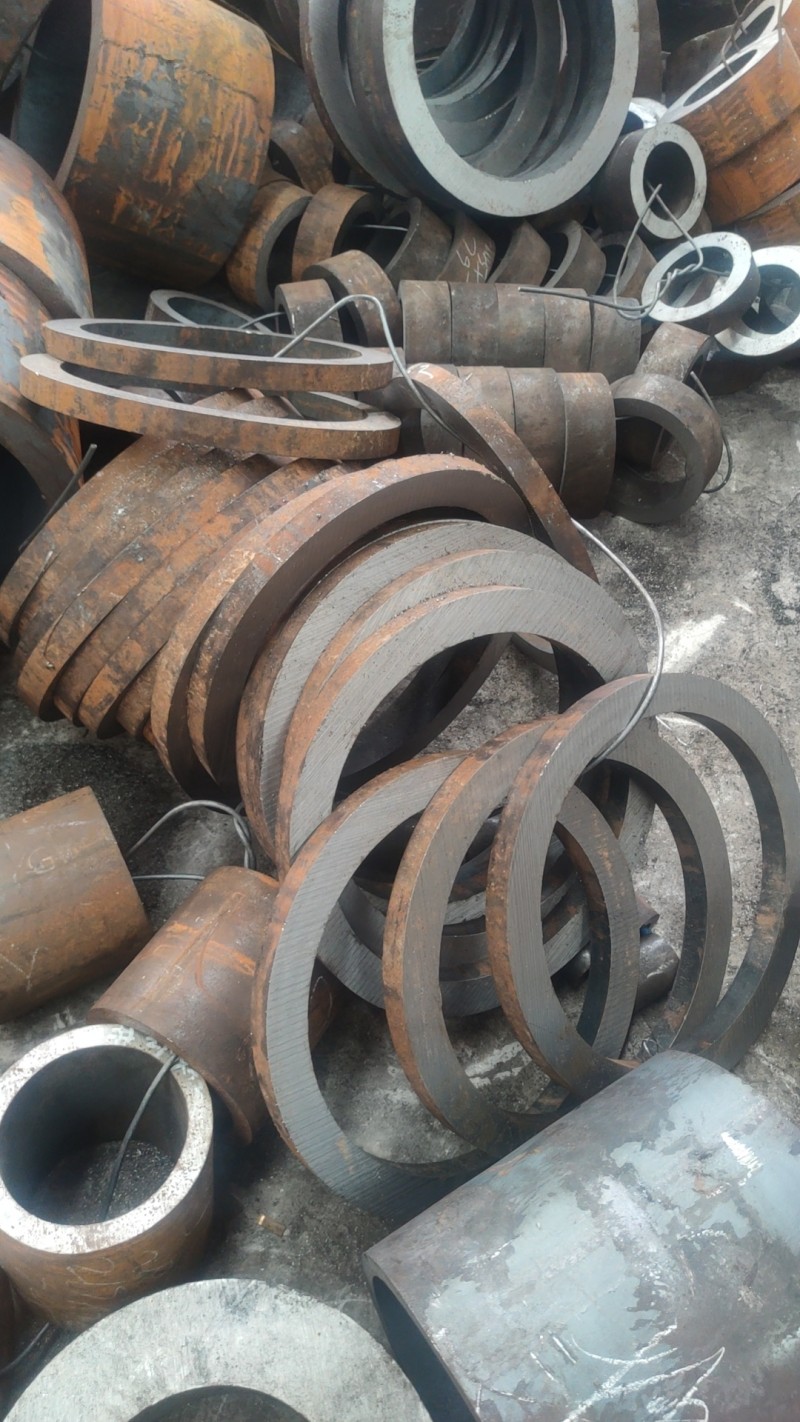 山东山东山东42CrMo无缝钢管切割